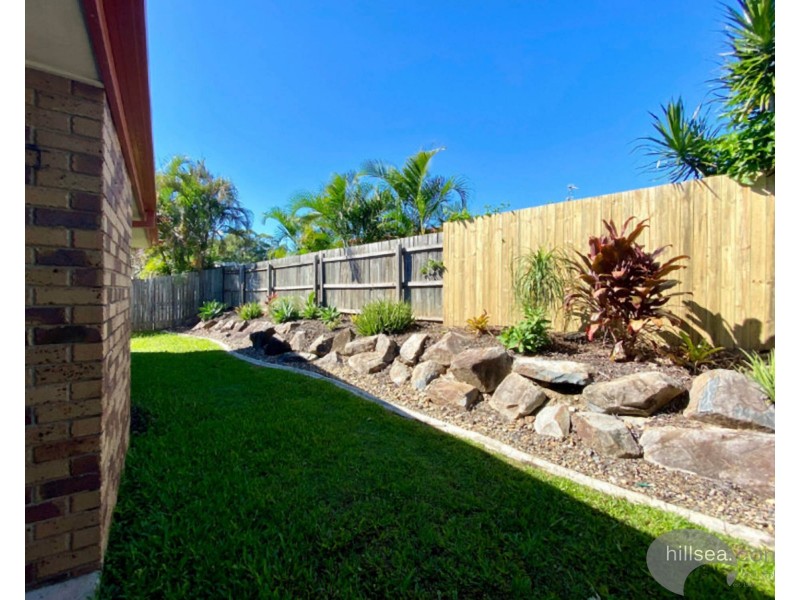 2/7 Melanie Place, Labrador QLD 4215