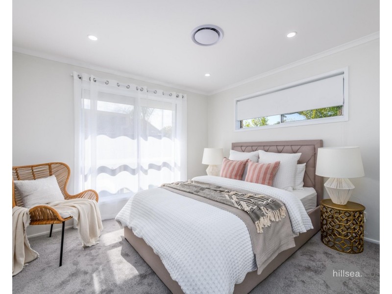 2/99 Olsen Avenue, Labrador QLD 4215