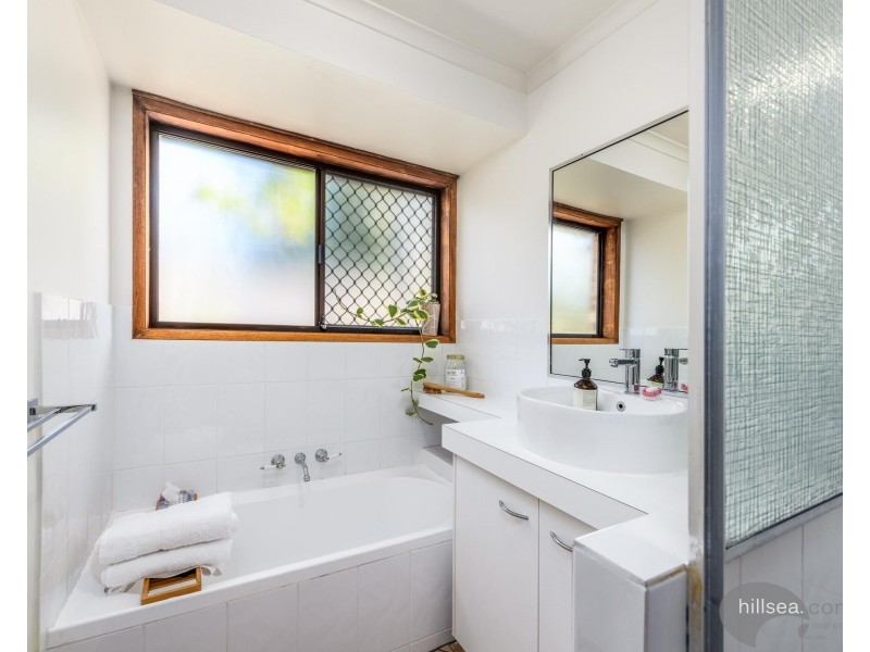 1/37 Botanical Drive, Labrador QLD 4215