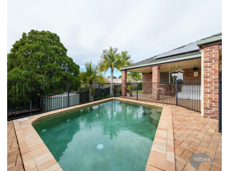 11 Crenshaw Court, Parkwood QLD 4214
