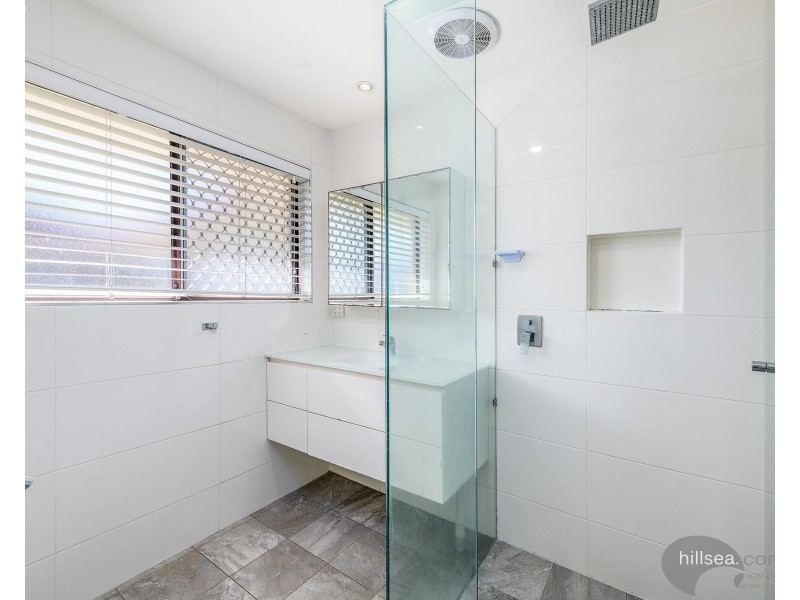 1/200 Olsen Avenue, Arundel QLD 4214