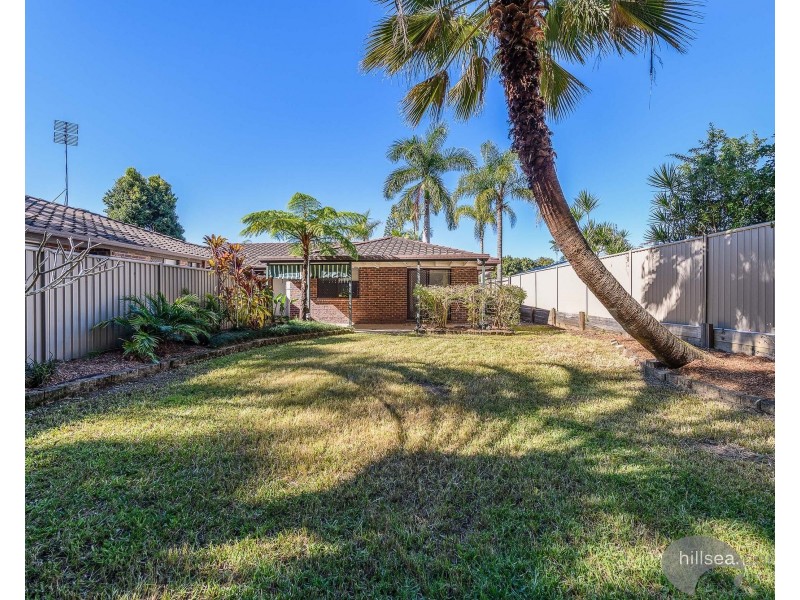 1/26 Nina Parade, Arundel QLD 4214