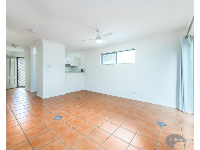 1/72 Imperial Parade, Labrador QLD 4215