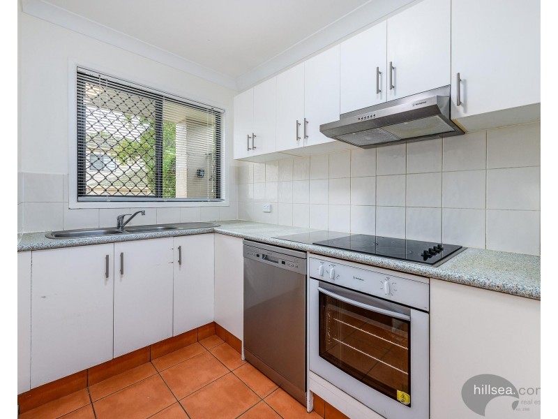 1/72 Imperial Parade, Labrador QLD 4215