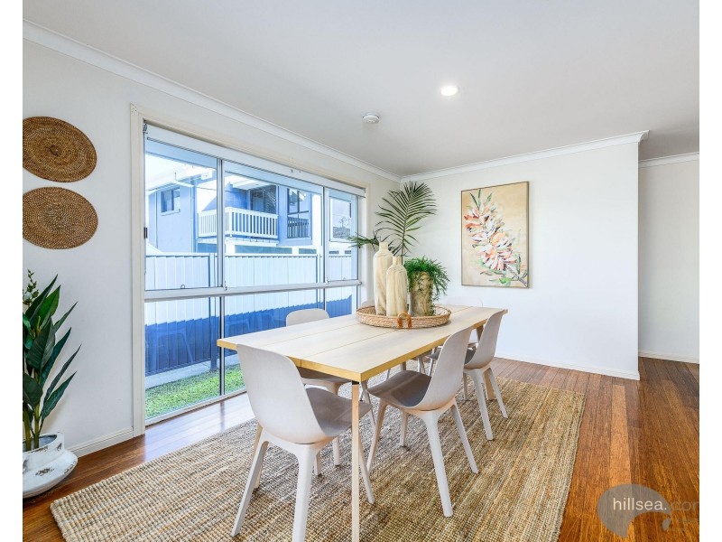 22 Carrumbella Drive, Arundel QLD 4214