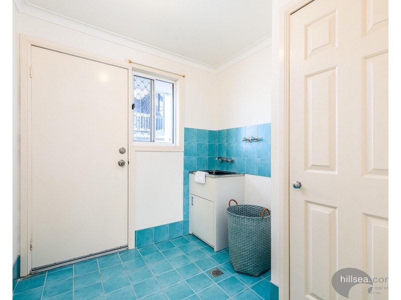 22 Carrumbella Drive, Arundel QLD 4214