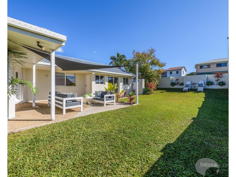 22 Carrumbella Drive, Arundel QLD 4214
