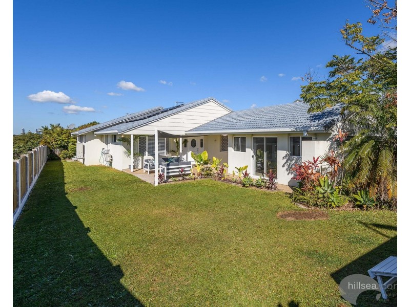 22 Carrumbella Drive, Arundel QLD 4214