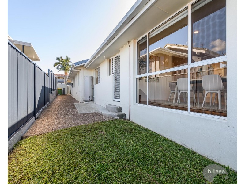 22 Carrumbella Drive, Arundel QLD 4214