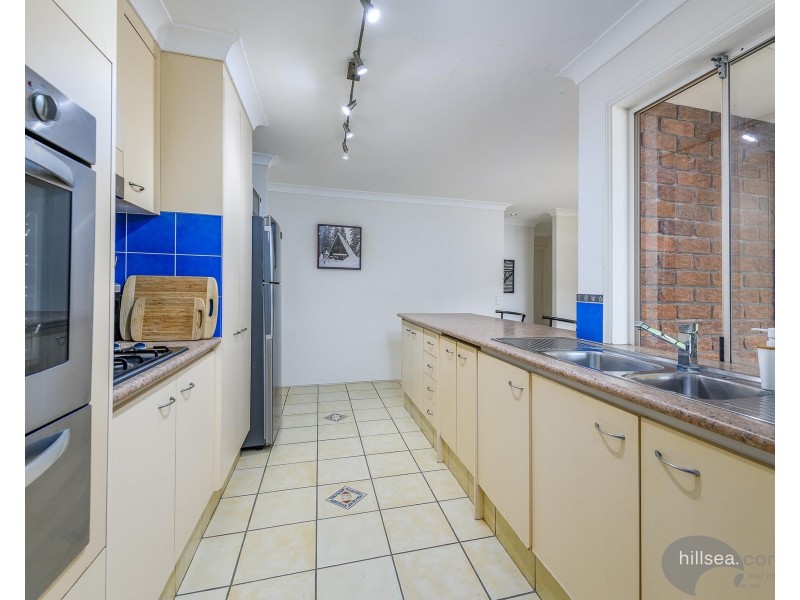 5 Carlton Court, Arundel QLD 4214