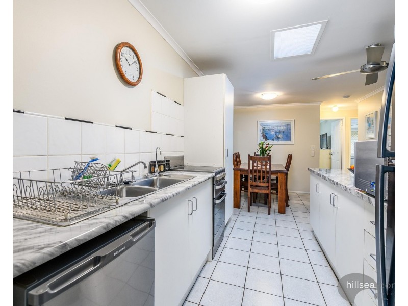 1/10 Senate Street, Labrador QLD 4215