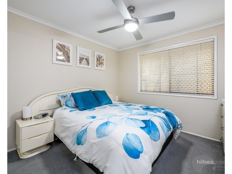 1/10 Senate Street, Labrador QLD 4215