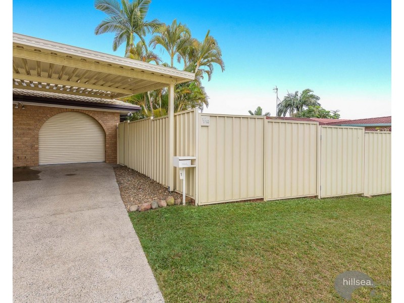1/10 Senate Street, Labrador QLD 4215