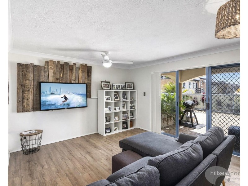 4/103-105 Frank Street, Labrador QLD 4215