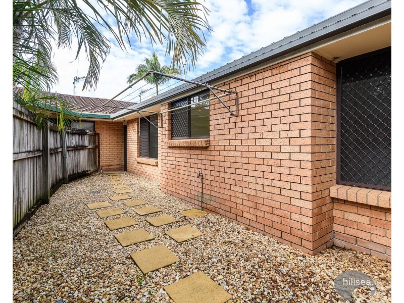 2/67 Botanical Drive, Labrador QLD 4215