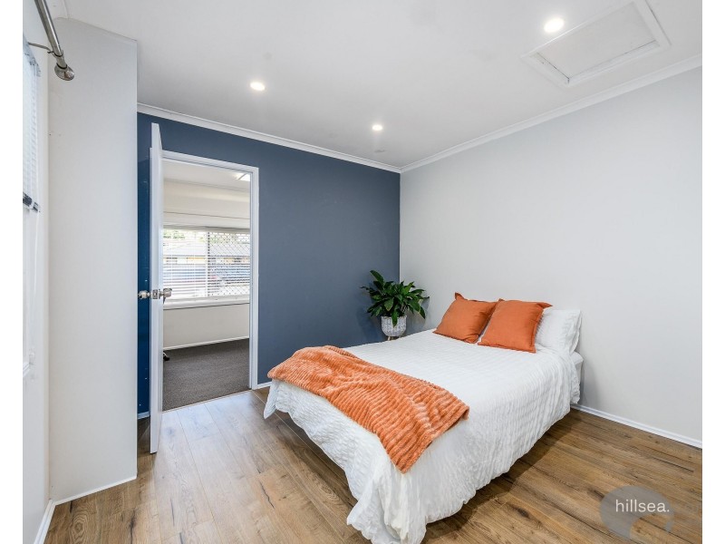 2/150 Kumbari Avenue, Labrador QLD 4215