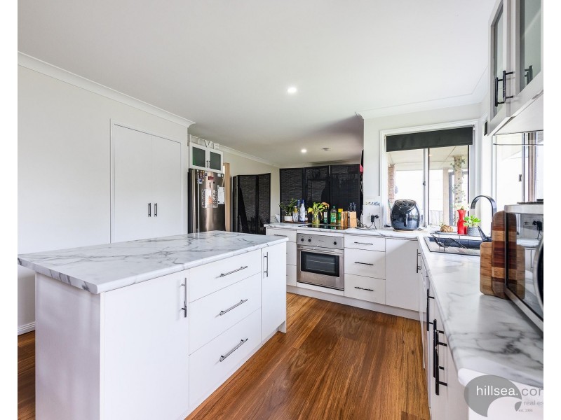 35 James Cagney Close, Parkwood QLD 4214