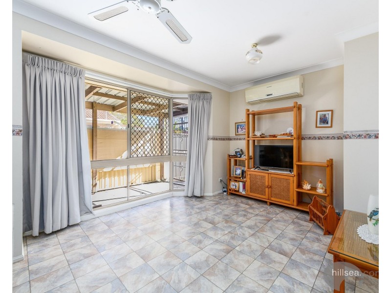 1/134 Whiting Street, Labrador QLD 4215