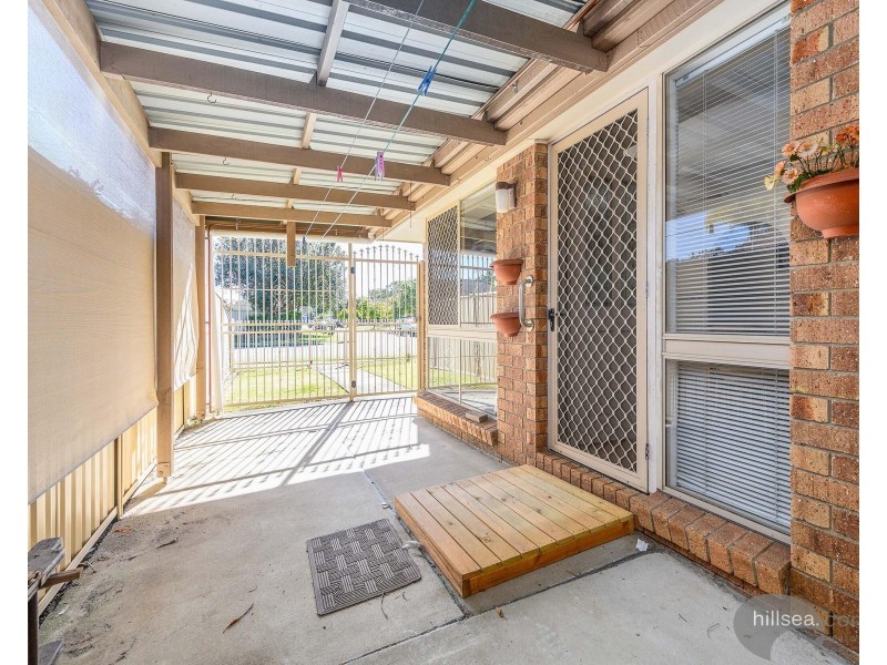 1/134 Whiting Street, Labrador QLD 4215