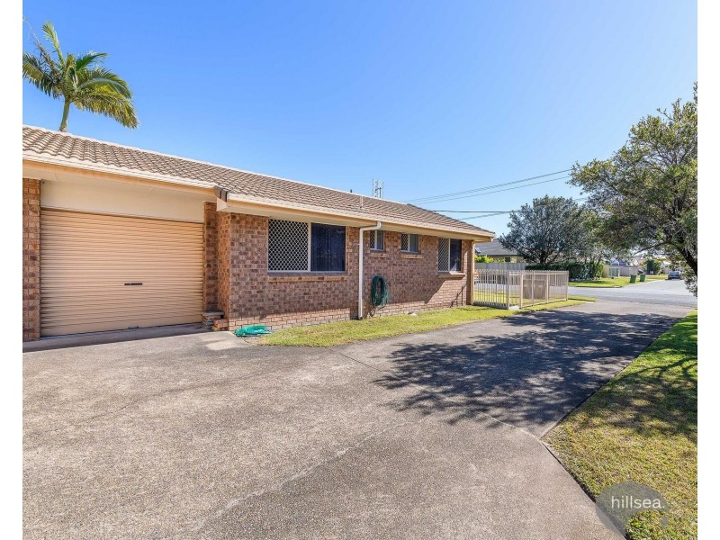 1/134 Whiting Street, Labrador QLD 4215