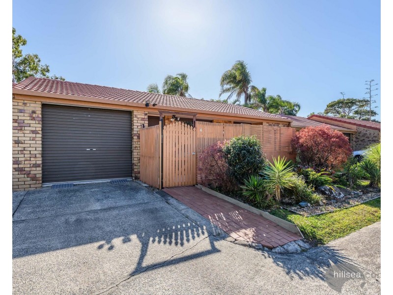 4/4-8 Cassandra Crescent, Labrador QLD 4215