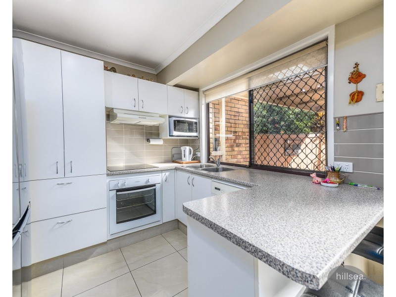 4/4-8 Cassandra Crescent, Labrador QLD 4215