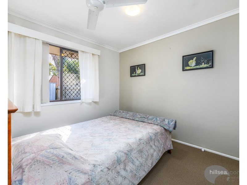 4/4-8 Cassandra Crescent, Labrador QLD 4215