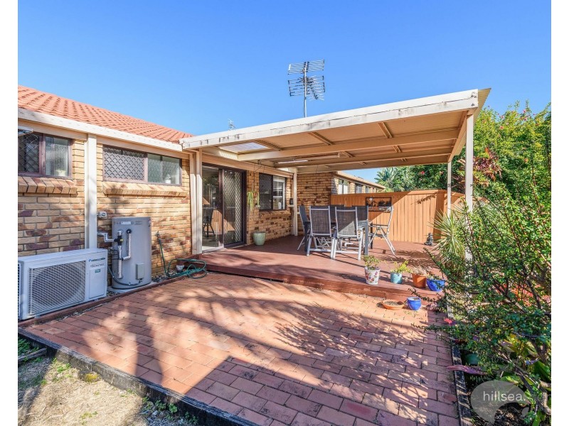 4/4-8 Cassandra Crescent, Labrador QLD 4215