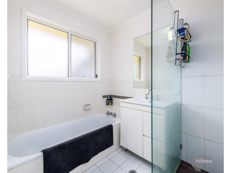 2/7 Hentdale Court, Labrador QLD 4215