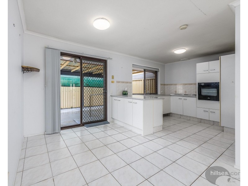 1/13 Stephenson Street, Labrador QLD 4215