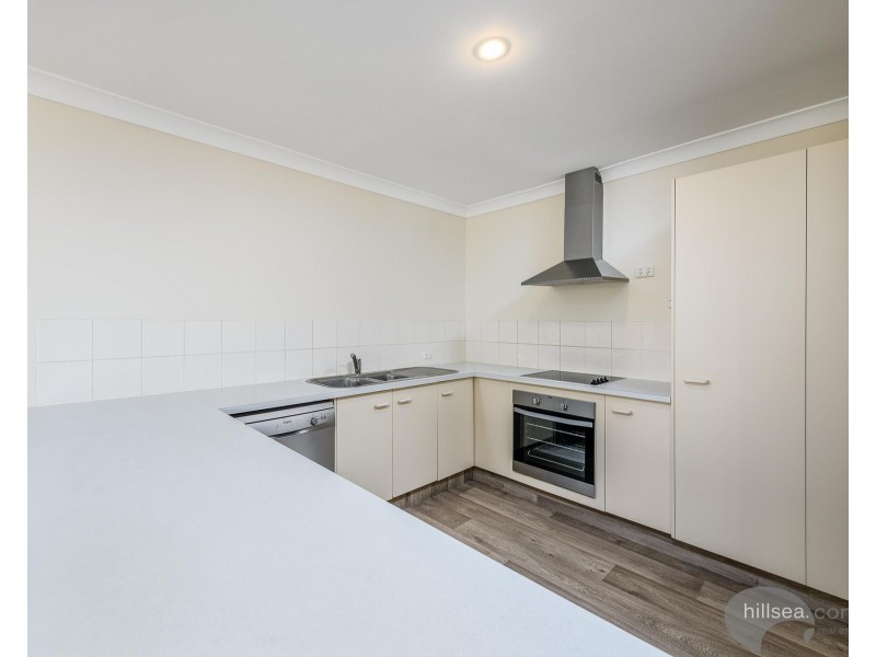 3/39 McMillan Street, Labrador QLD 4215