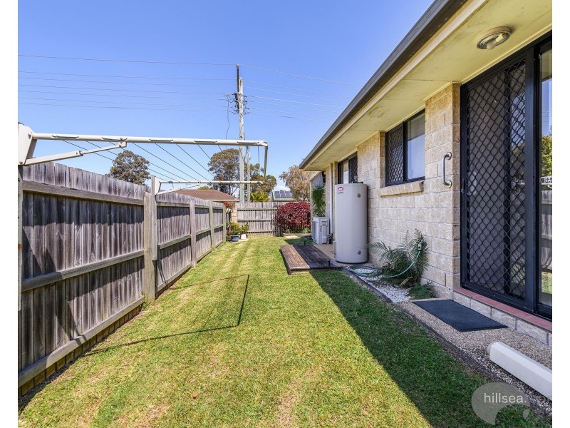 2/1 Lucas Place, Labrador QLD 4215