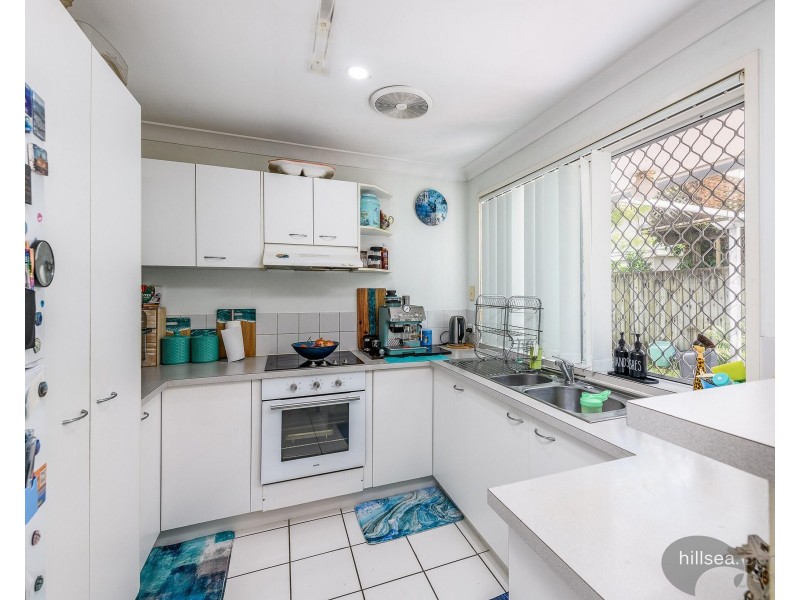 7/137 Olsen Avenue, Labrador QLD 4215