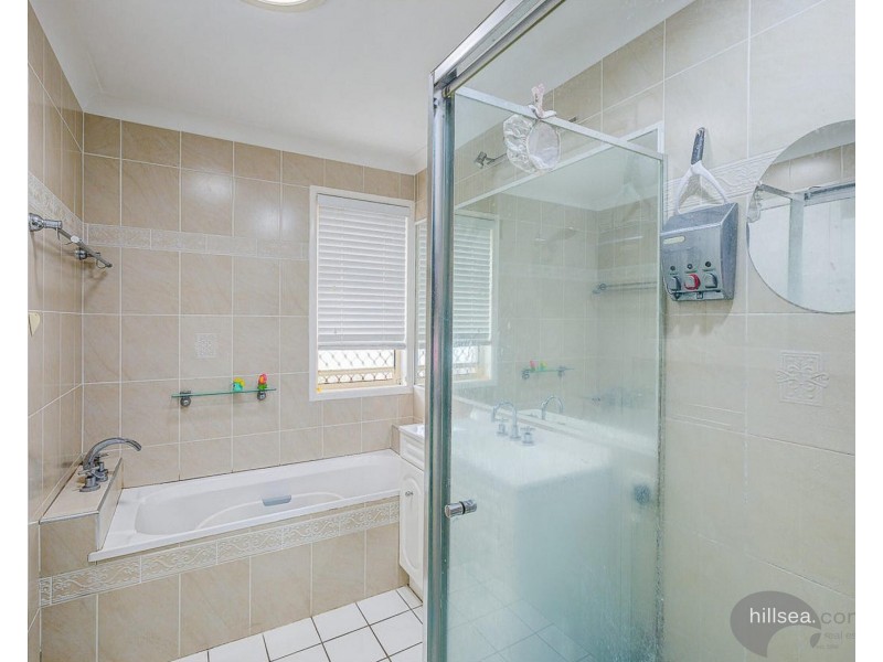 25/62-66 Brown Street, Labrador QLD 4215