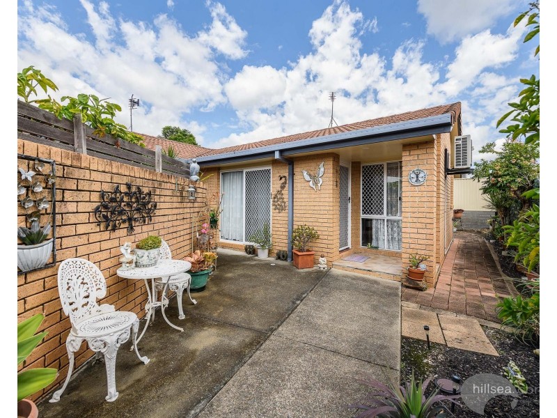 2/4 Calvary Court, Labrador QLD 4215