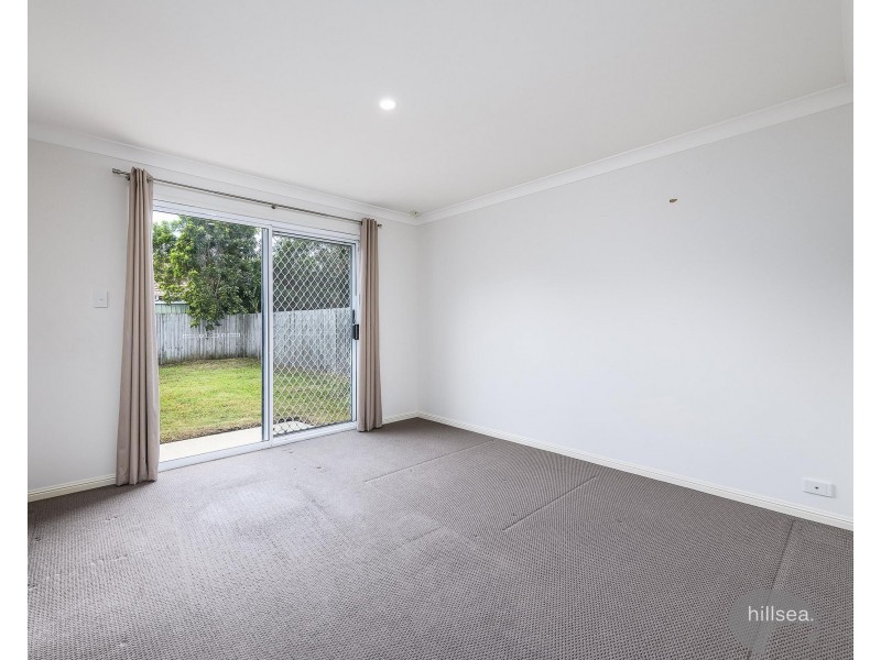 2/6 Kenny Drive, Labrador QLD 4215