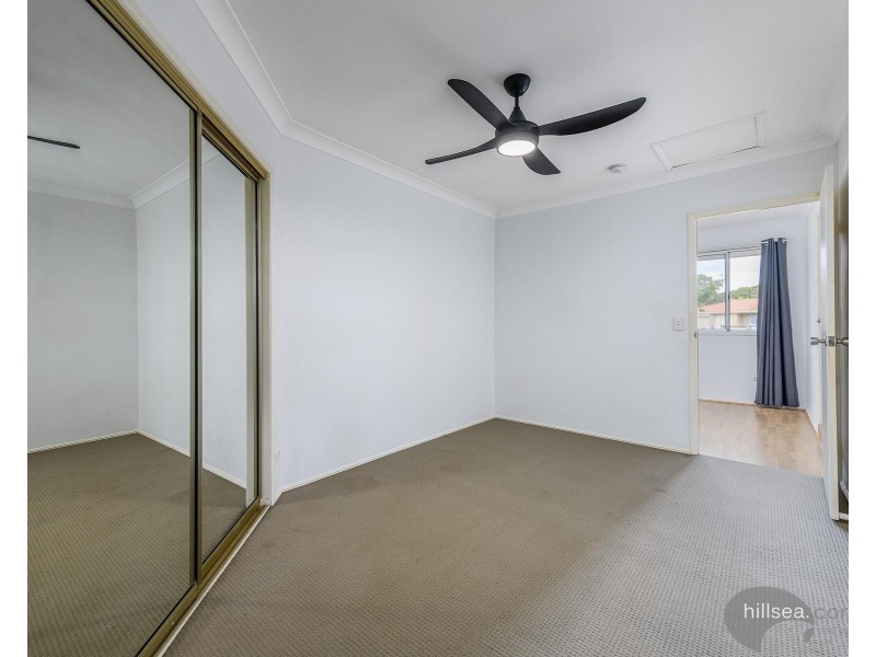1/16 Stephanie Court, Labrador QLD 4215