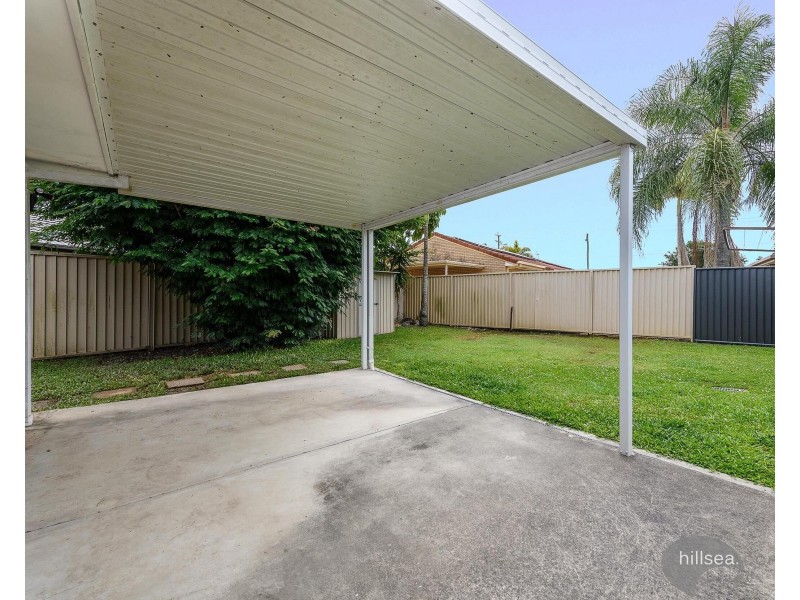 1/16 Stephanie Court, Labrador QLD 4215