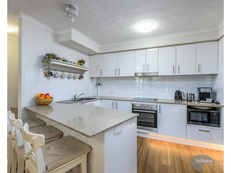 9/8 – 10 Ahern Street, Labrador QLD 4215