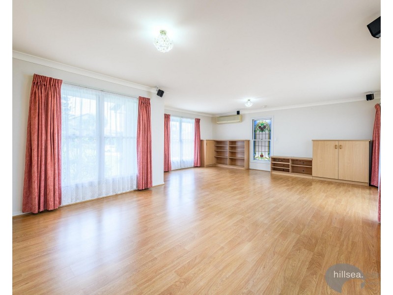 5 Pearson Close, Arundel QLD 4214