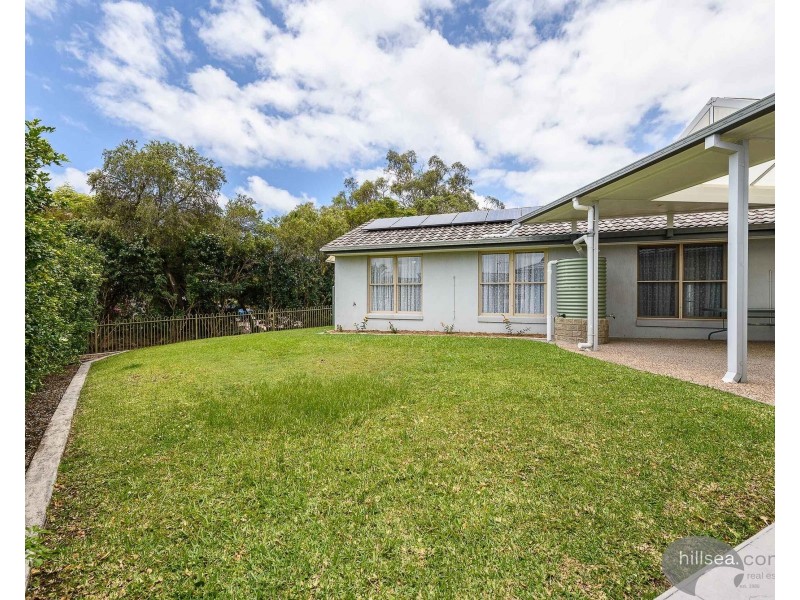 5 Pearson Close, Arundel QLD 4214