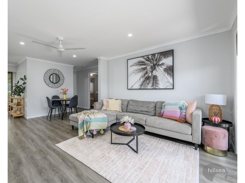 1/4 Kangaroo Avenue, Coombabah QLD 4216