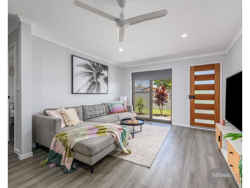 1/4 Kangaroo Avenue, Coombabah QLD 4216