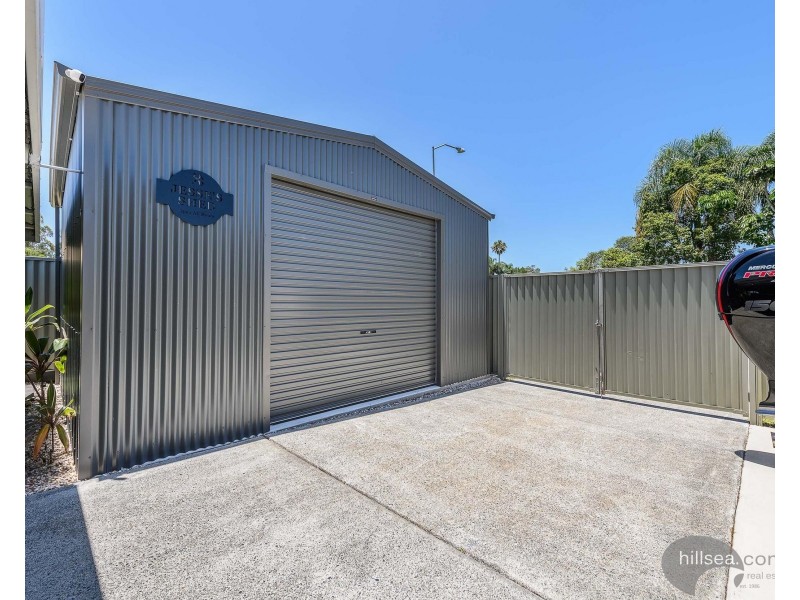 1/4 Kangaroo Avenue, Coombabah QLD 4216