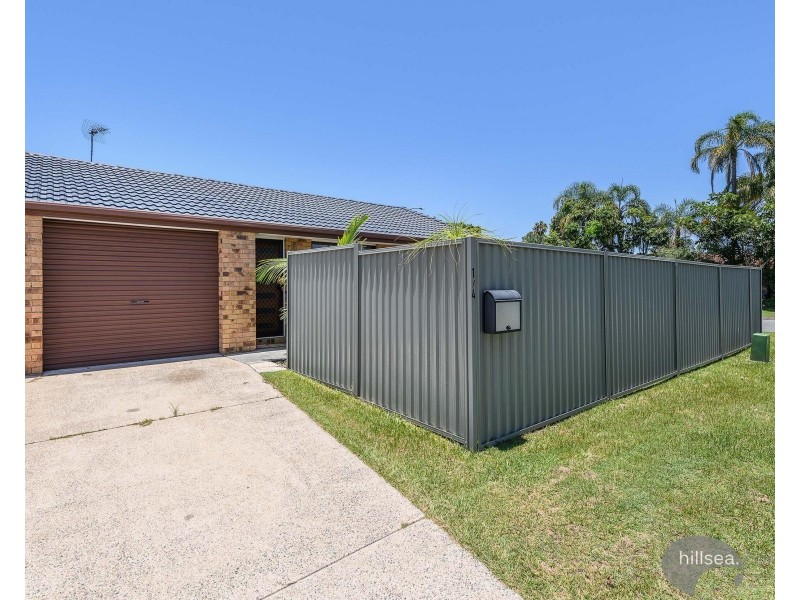1/4 Kangaroo Avenue, Coombabah QLD 4216