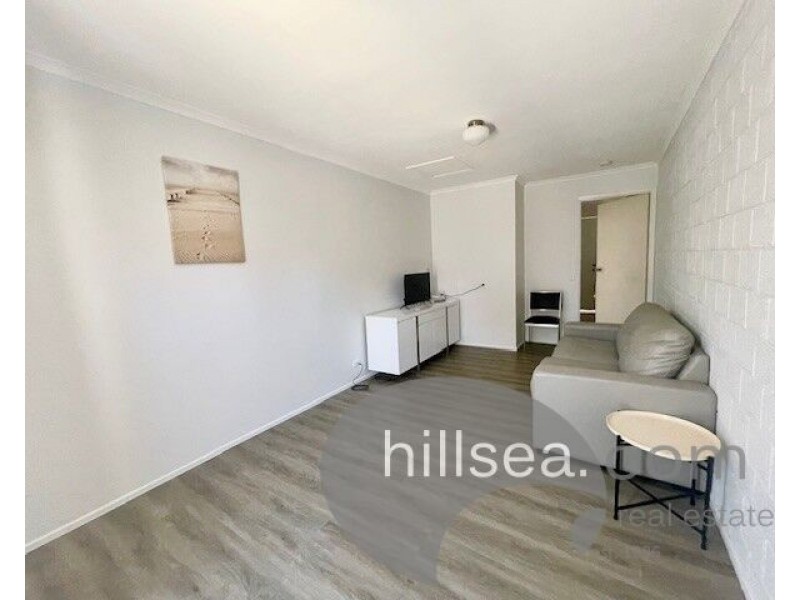 1/3 Hentdale Court, Labrador QLD 4215