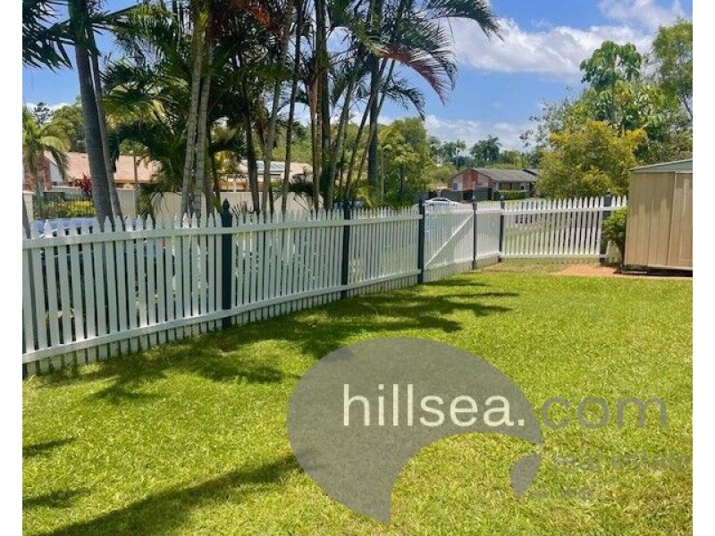 1/3 Hentdale Court, Labrador QLD 4215