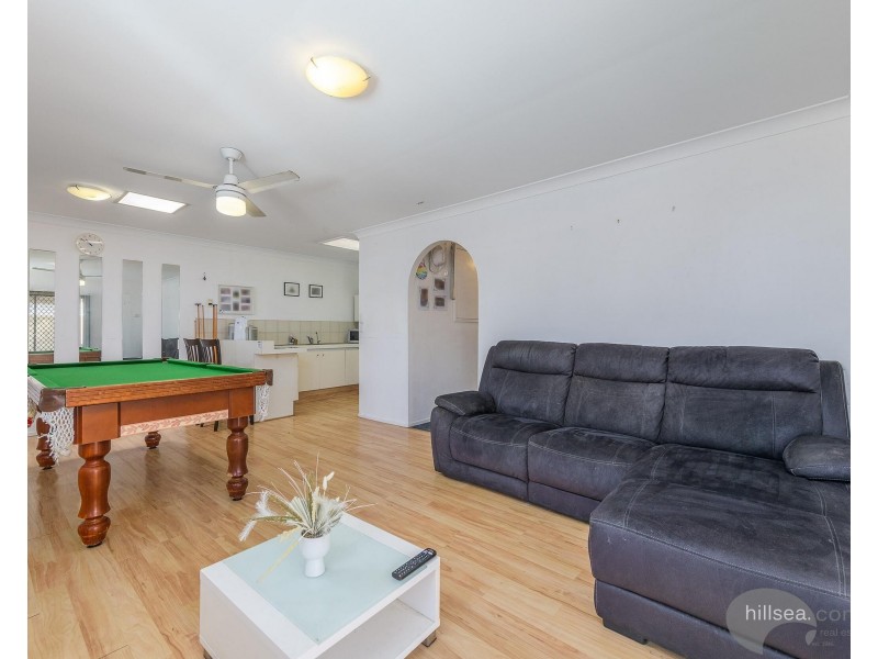 2/4 Gladys Street, Labrador QLD 4215