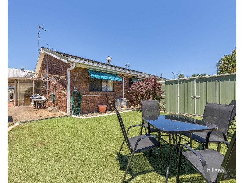 2/4 Gladys Street, Labrador QLD 4215