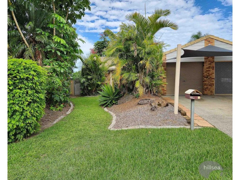 2/67 Usher Avenue, Labrador QLD 4215